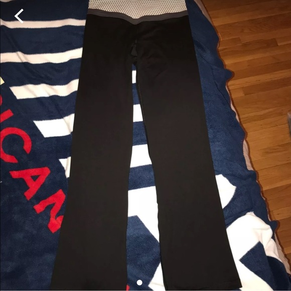 Victoria’s Secret sport yogas - Picture 1 of 2